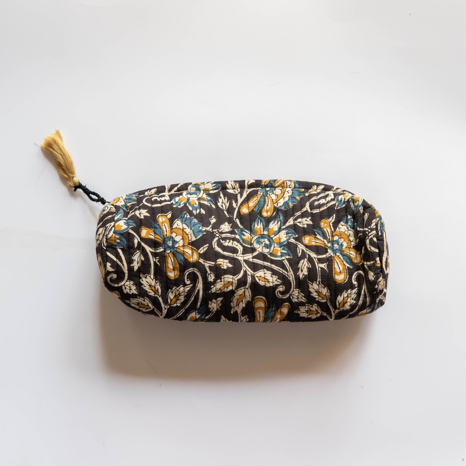 Assorted Set of Multicolour Pouches-Pouches-House of Ekam